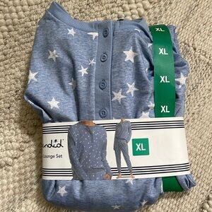 Blue Star Printed Lounge Set. XL